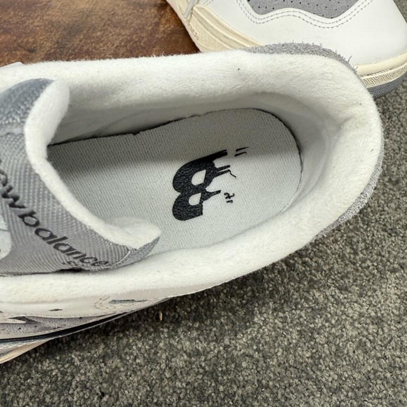 New Balance Shoes Kids Boys Girls Youth 6 550 White Gray Basketball Low Sneakers - Picture 10 of 11